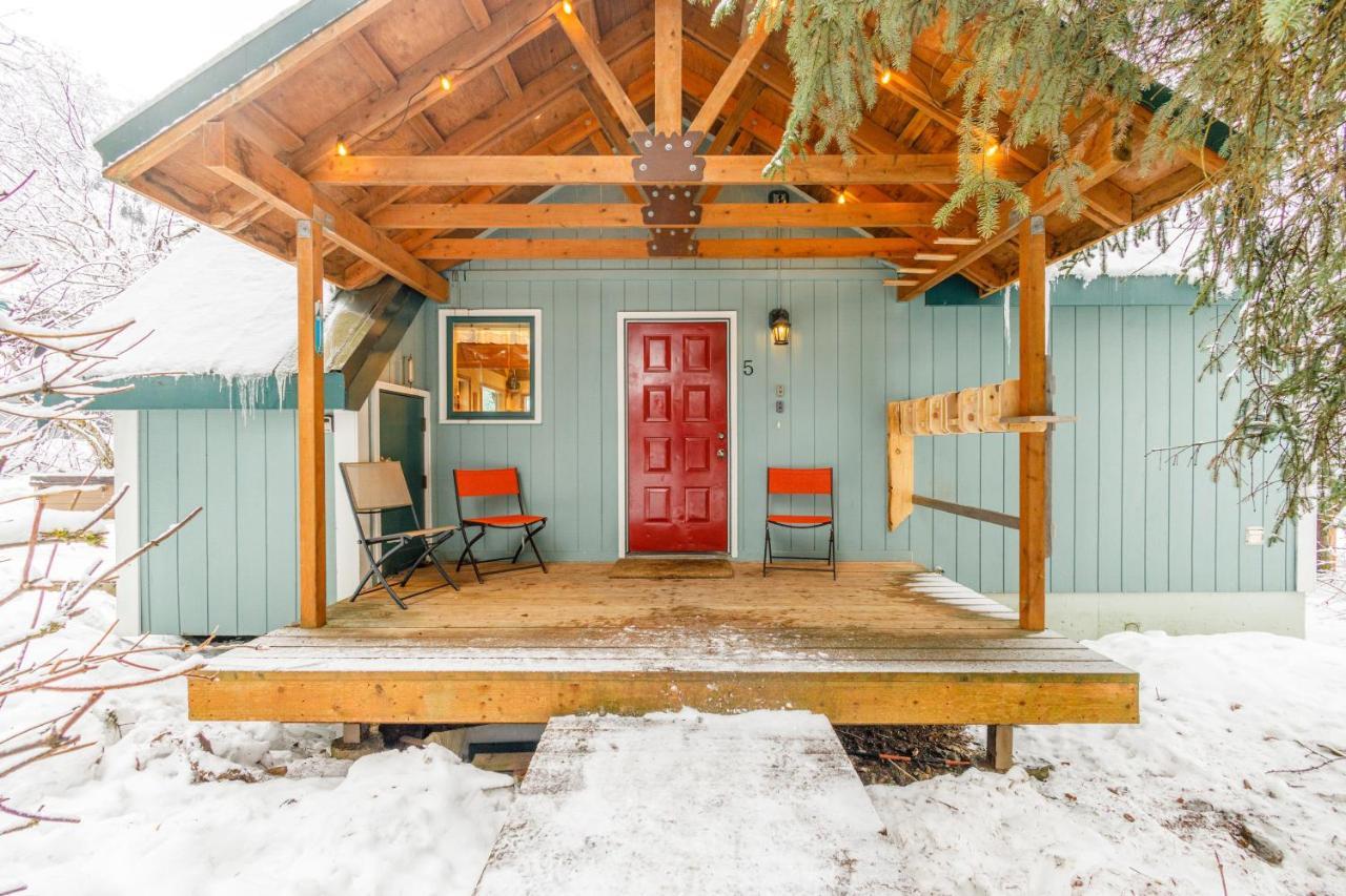 Snowbird Chalet #5 Girdwood Exterior photo